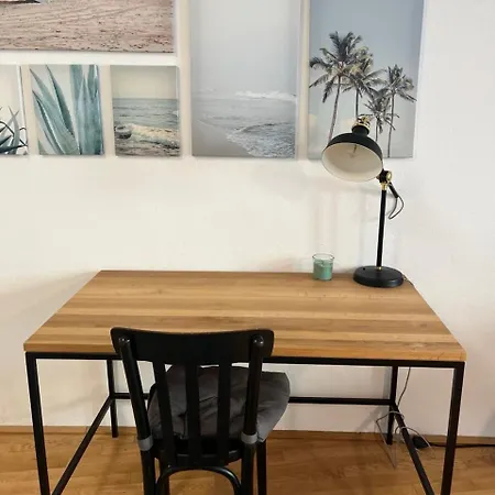 Aparthotel Harrachgasse Five 3*